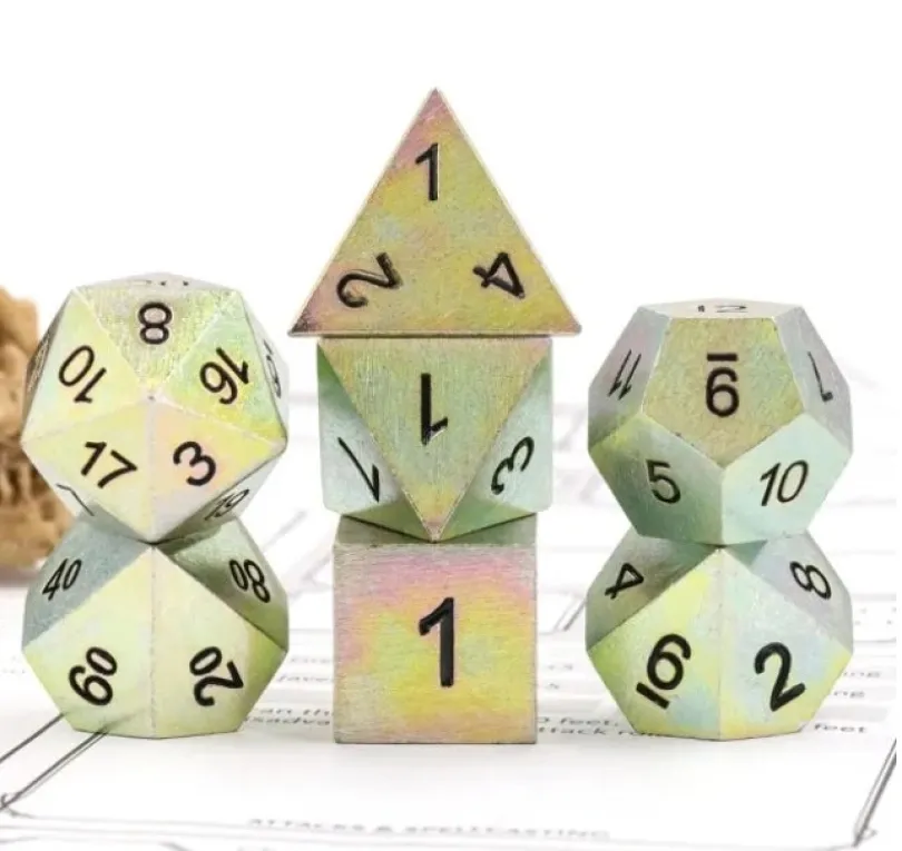 A Role Playing Dice Set Metallic - Metal - Svart Font