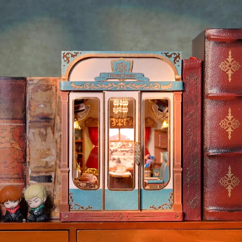 European Travels, Infinity Train Cabin 3D - Tonecheer