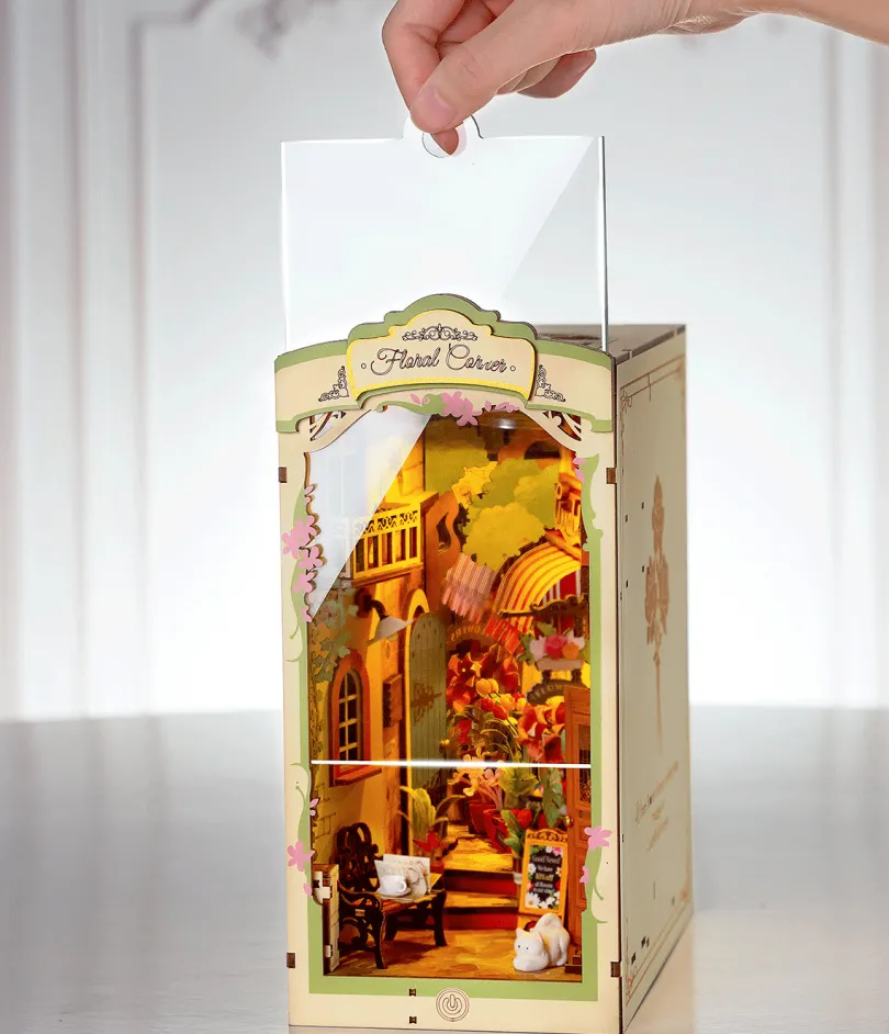 Floral Corner - Book Nook Kit - Rolife