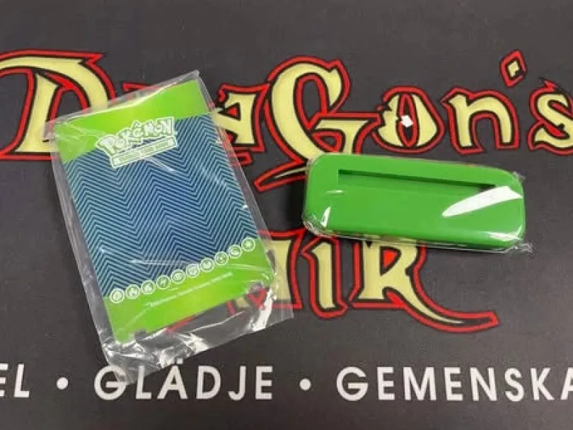 Ogerpon ex Premium Collection Card Holder Stand