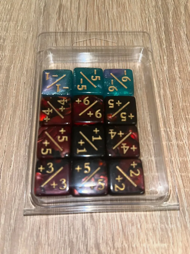 Red/Black Positive/Negative D6 Dice 16 mm (12st)