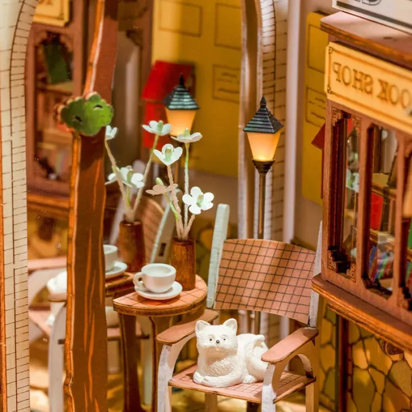 Sunshine Town Book Nook Kit Rolife Rolife