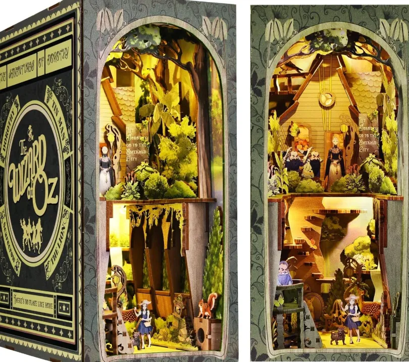 The Amazing Adventures of Dorothy - Book Nook Kit - Aslowsnail
